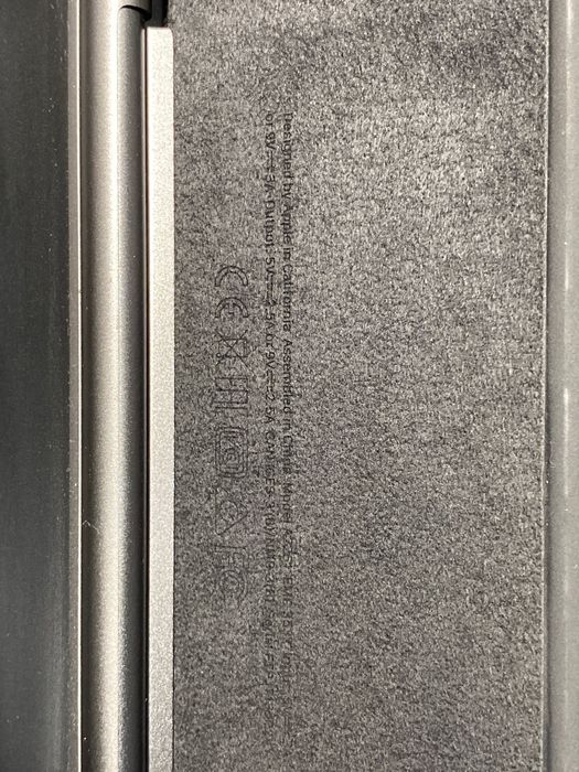 Apple Magic Keyboard for IPad 11-inch — original, code A2261