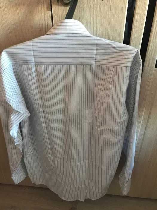 Продам мужскую рубашку (офис)