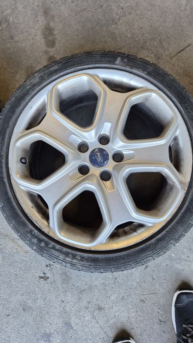 Roti iarna ford focus/mondeo - 225/40 R18
