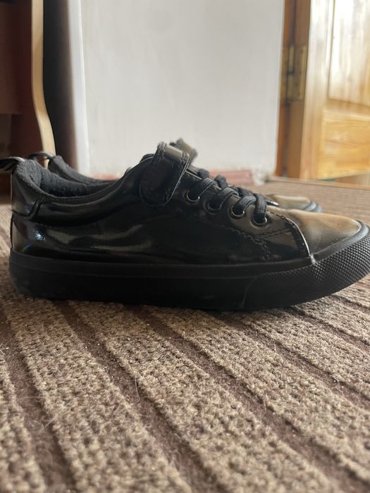 Продам ботинки- кеды