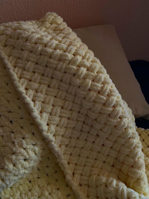 Плед вязанный