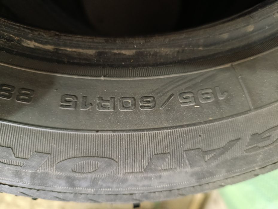 Продам покрышки не дорого б/у