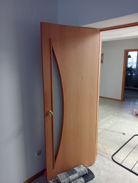 Двери бу ПРОДАМ 5 штук