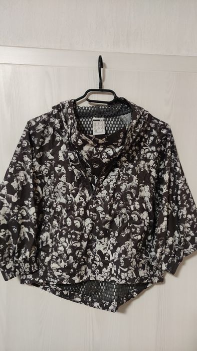 XS Oversize Stella McCartney Дамско горнище ветровка в отлично състояние с качулка