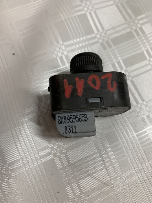 buton reglaj oglinzi audi a4 b8 - motorina 2011