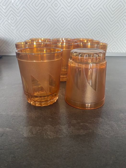 Купички десертни чинии и чаши за ракия