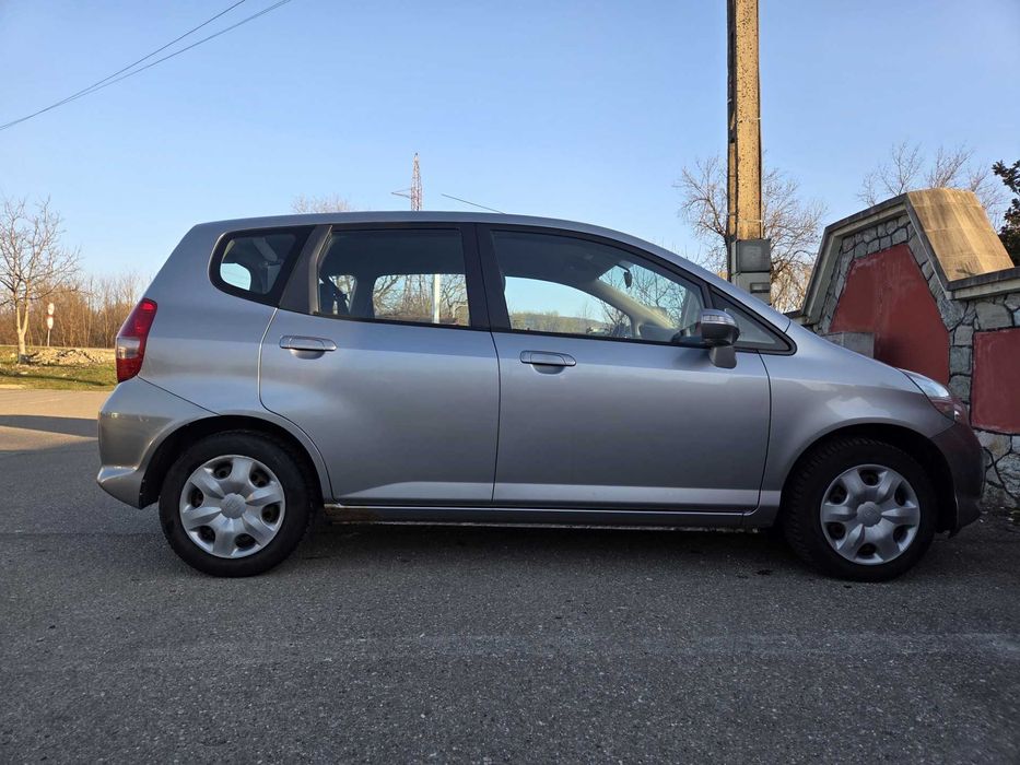 Vand Honda Jazz - cutie automata