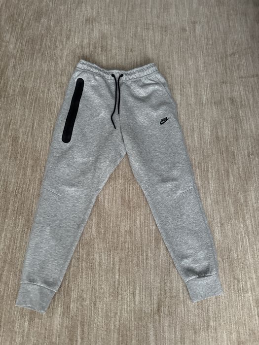 nike tech flecee pants