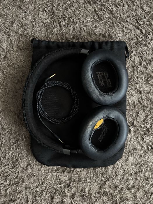 Casti JBL live 660 NC