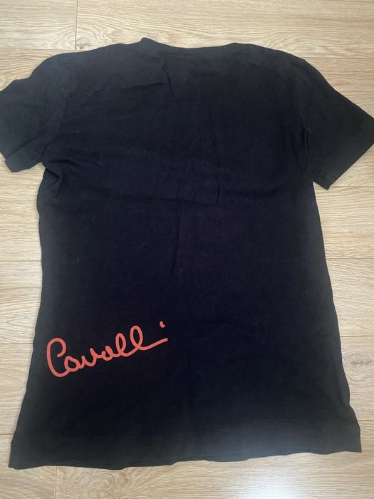 Продаю Just Cavalli “DIVAS” tee