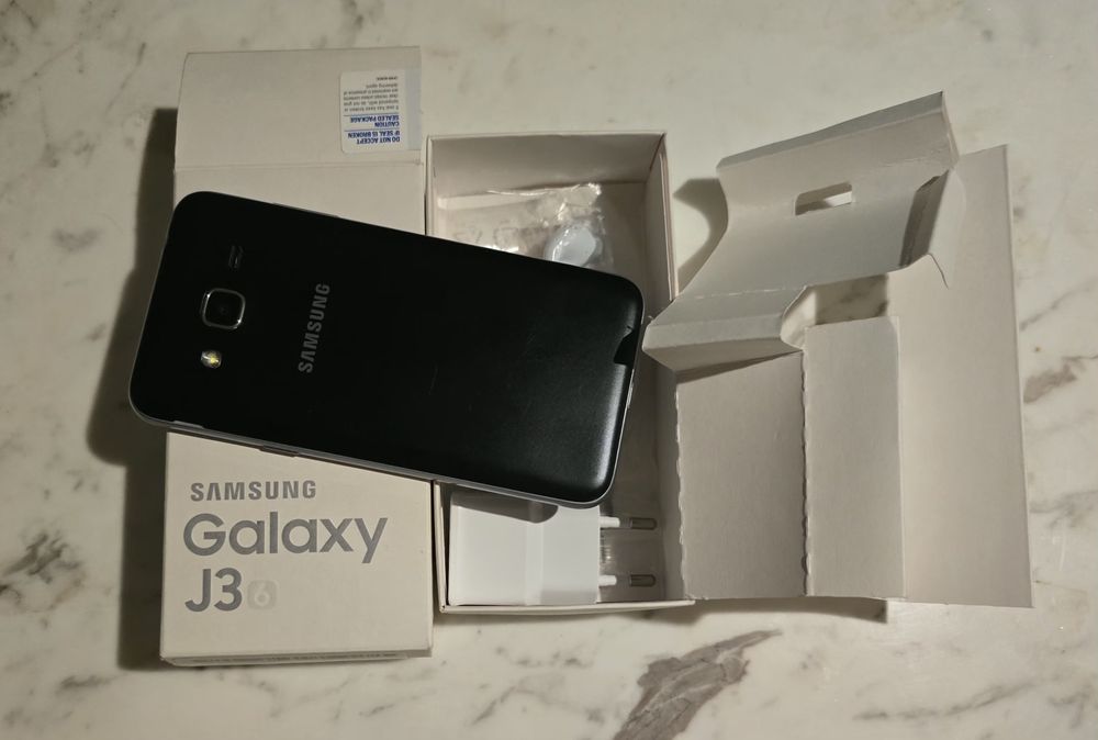 Samsung Galaxy J3 6