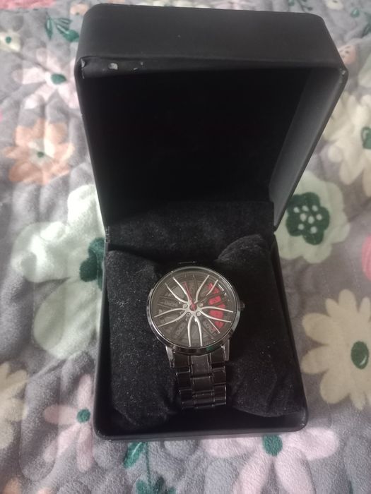 Сағат сатылады каропкасымен