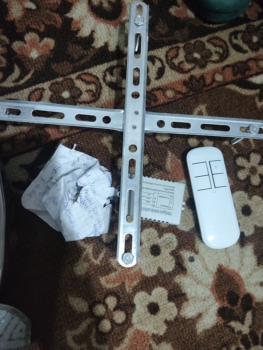 Срочно! продаю люстрю. б/у. в рабочем состоянии