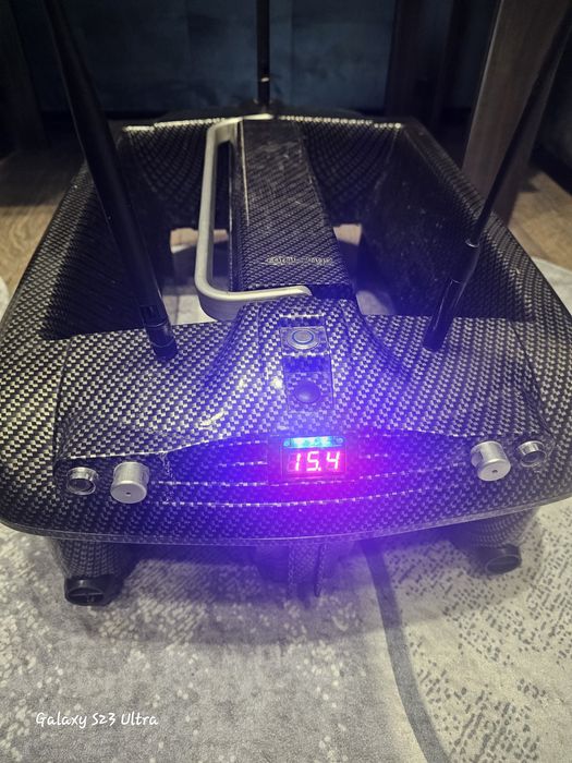 Лодка за захранка Carplounge RT 4