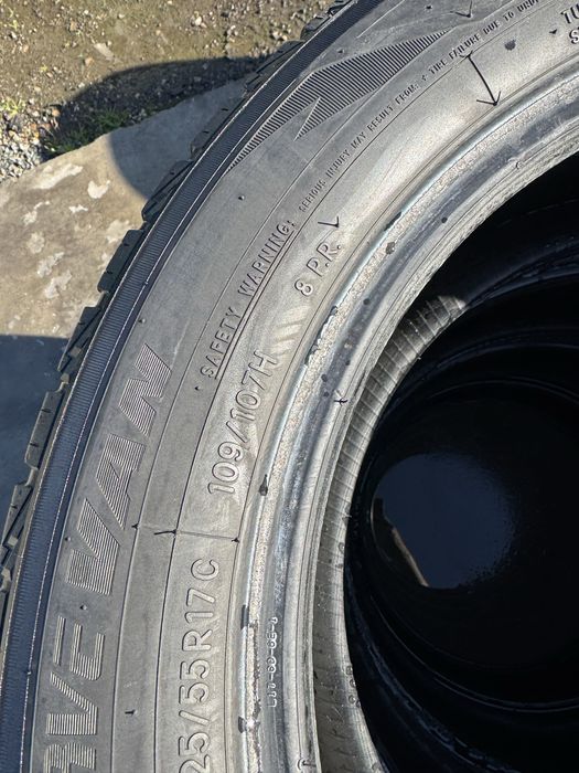 4 anvelope iarna Toyo Observe VAN 225/55r17 C 109H