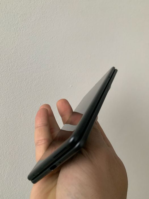 Honor magic v3 fold 512GB Nou schimb cu Iphone