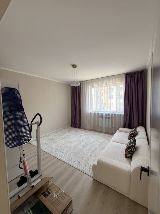 Продается 3 комнатная квартира