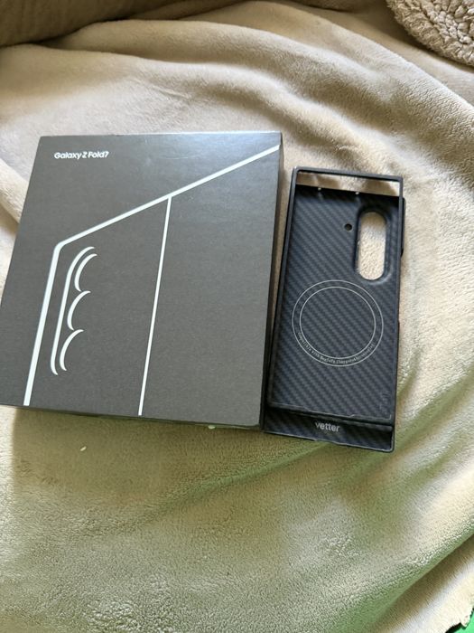 Samsung Fold 7 1TB  cutie garantie