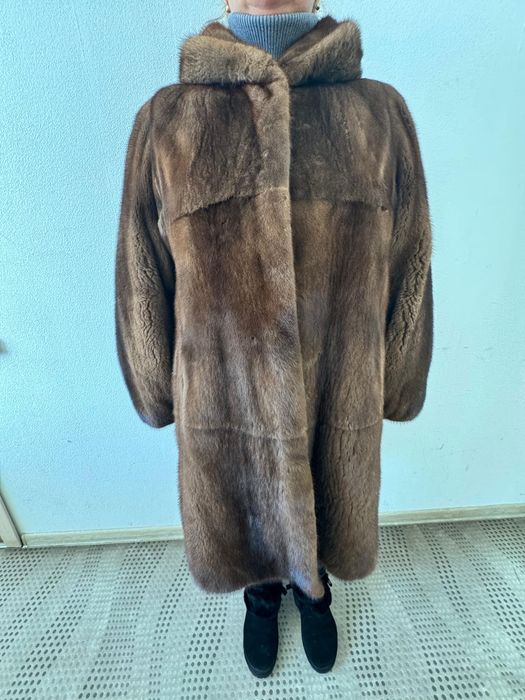 Продам шубу из меха норки