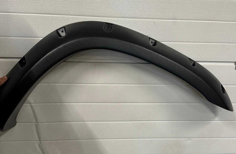 Overfendere aparatori de noroi Nissan Patrol Y61 (GU) 1997-2004