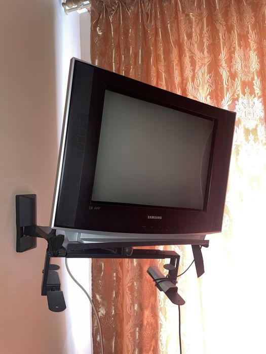 Телевизор Самсунг
