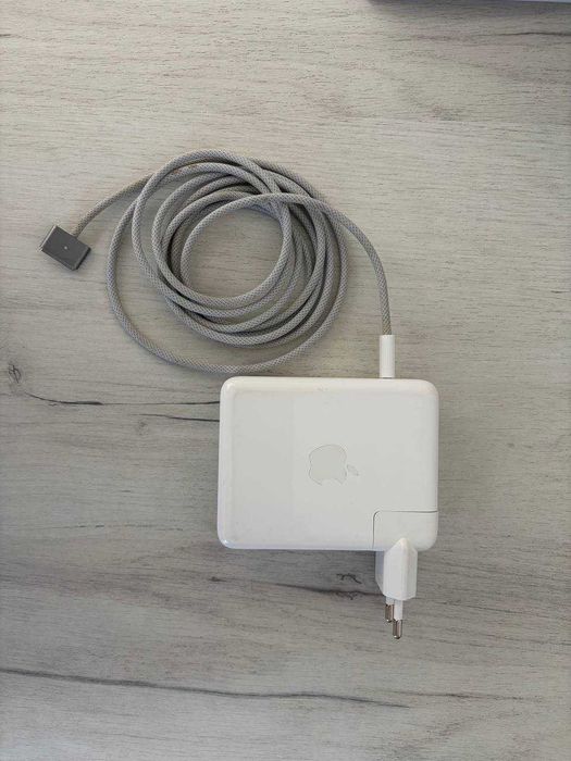 Apple MacBook Pro M2 pro chip