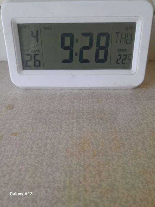 Продам часы разные