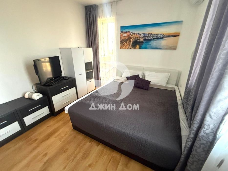 Просторен двустаен апартамент в к-с „Сий Даймънд“, к.к. Слънчев бряг