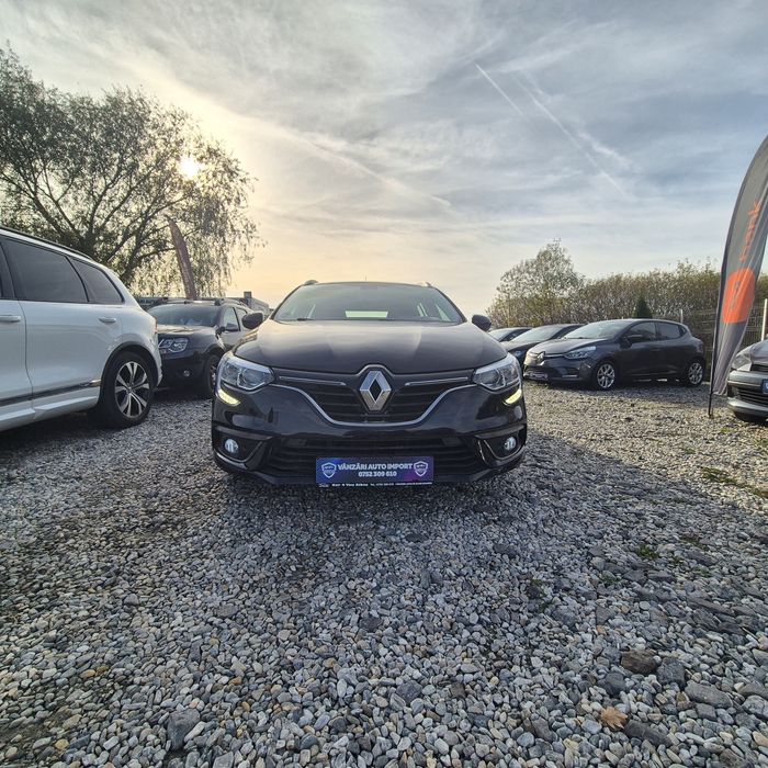 RENAULT Megane