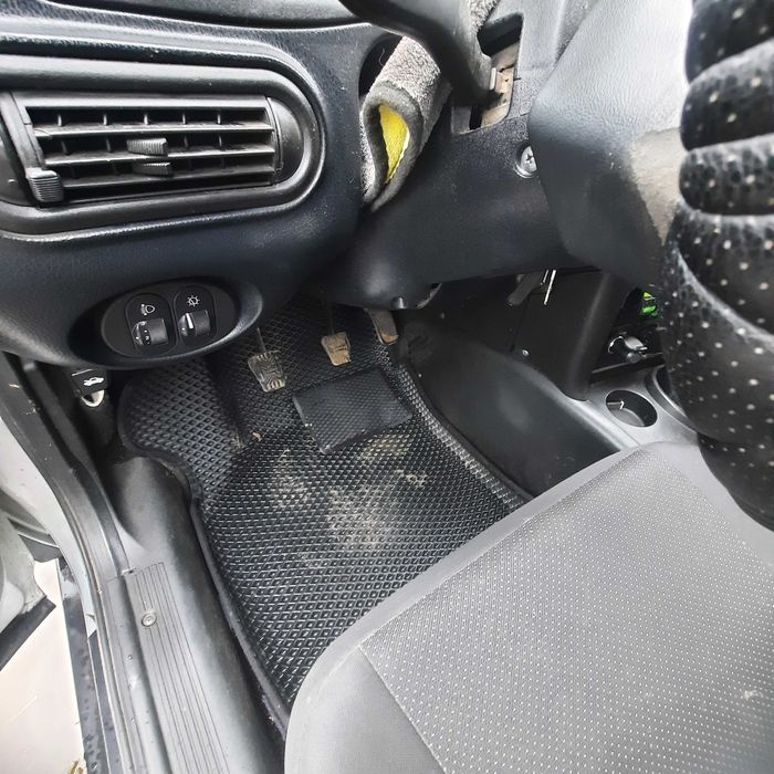 Продам ниву шевроле с прицепом