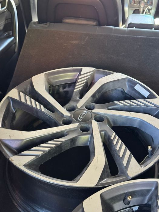 Диски Geely Monjaro