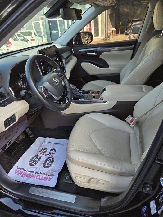 Toyota highlander