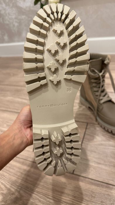 Новые Ботинки Томми 36 размер