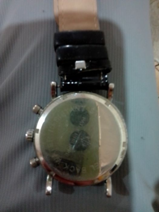 Срочно продам часы Tisot и Potek Filip рабочий остальное по телефону