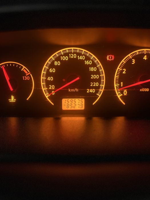 Nissan Primera P12