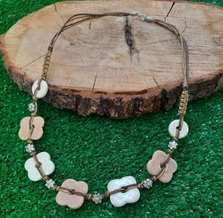 Бижута от керамика, ръчна изработка