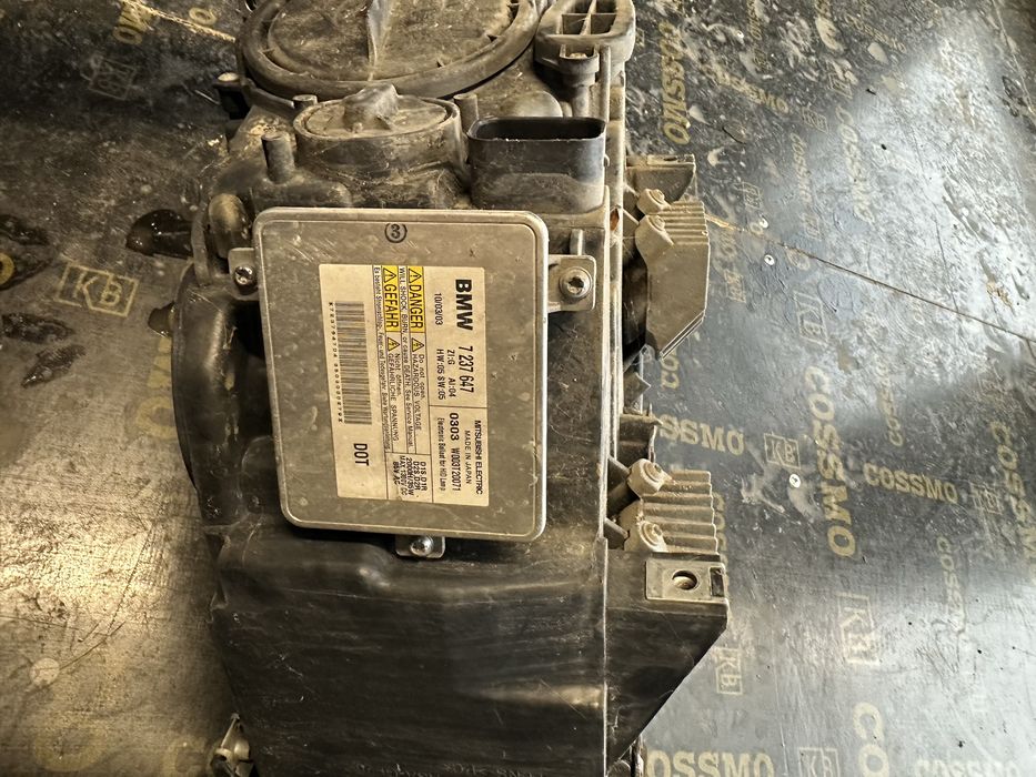 Десен фар BMW F10 F11 bi xenon бмв ф10 ф11
