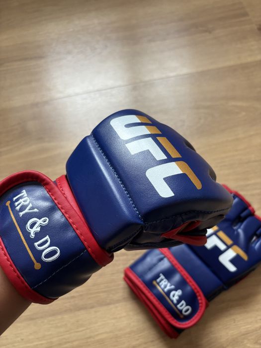 Перчатки UFC для единоборств и тренировок