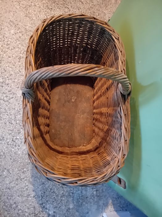 Ратанова кошница.