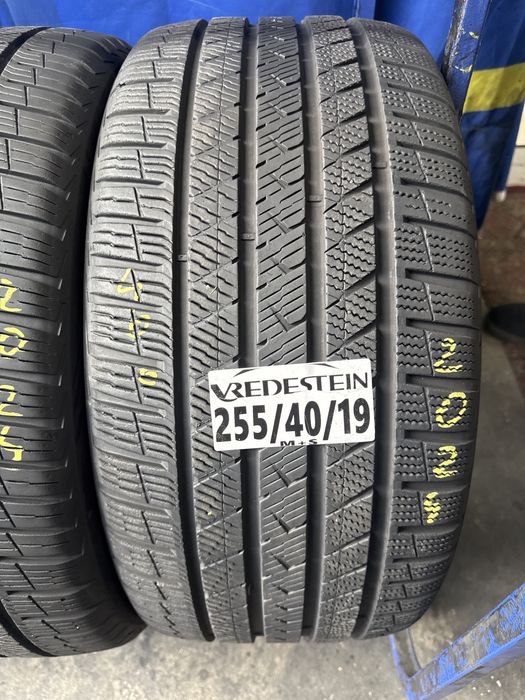 255/40/19 Vredestein M+S