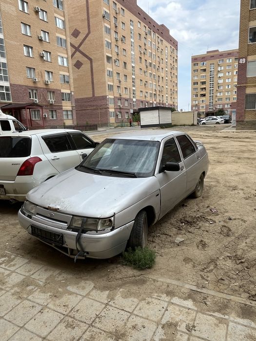 Ваз десятка 2110.
