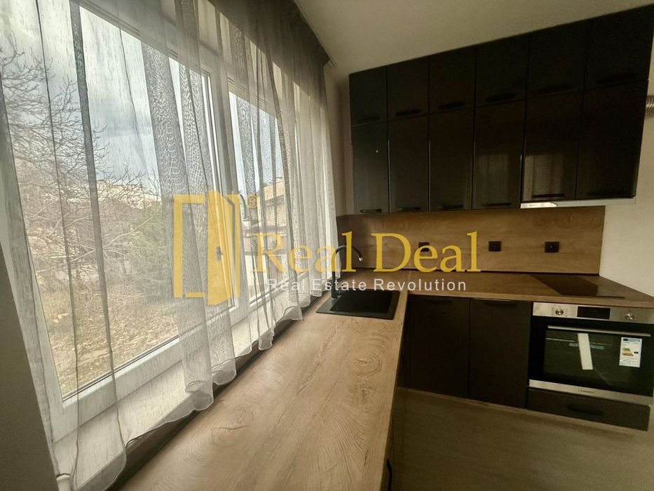 Дава се под наем Двустаен апартамент в София, Павлово - 72 кв.м за 747.66 € - Снимка #2