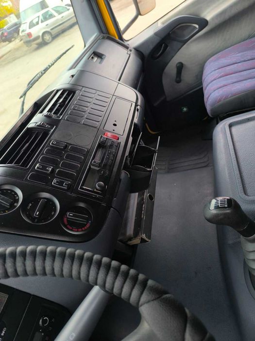 Mерцедес Atego 2000 година