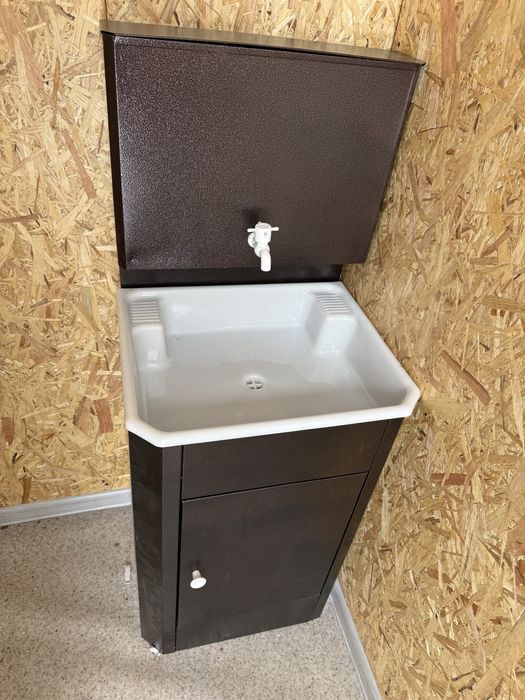 Продам бытовку 6 метровую