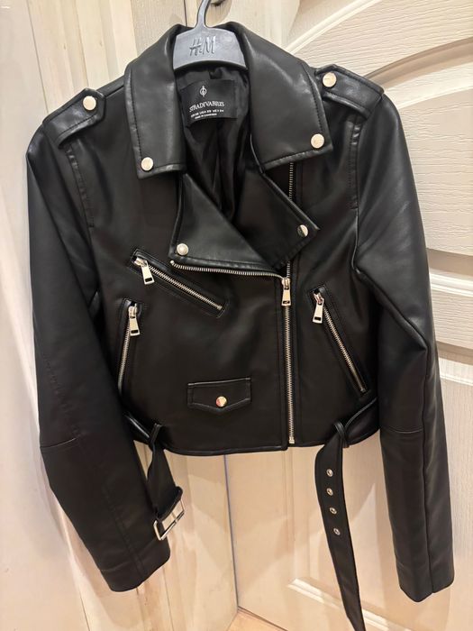 Кожено яке Stradivarius