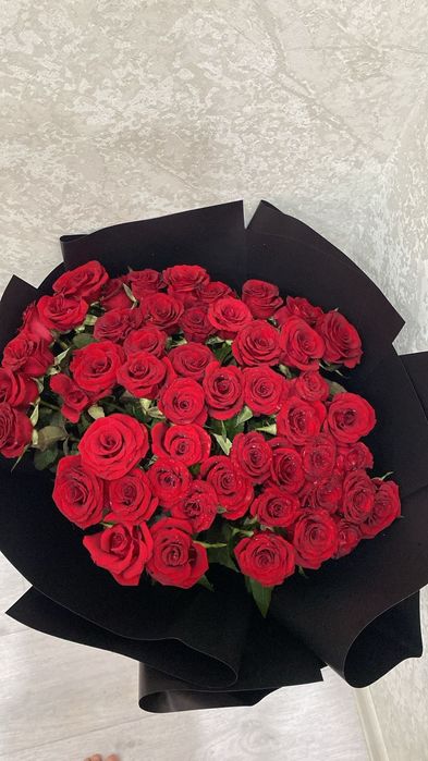 Красный роза 51штук