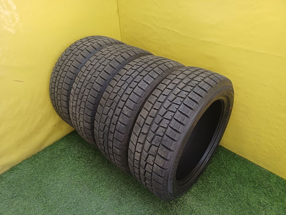 Шины 215 50 R17 DUNLOP комплект