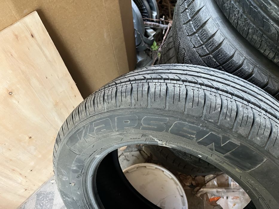 Продам комплект летних шин