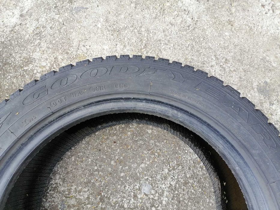 205/55/16 1бр.Good Year Зимна гума