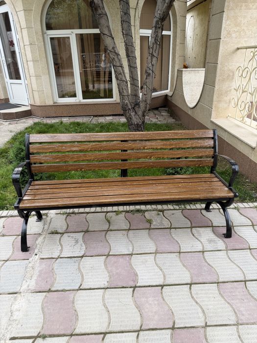 Скамейки разных размеров для сада